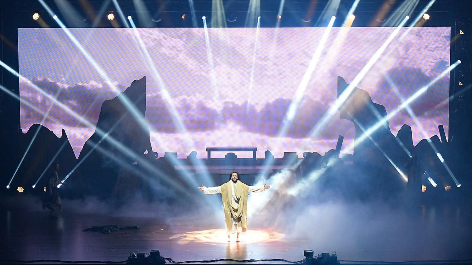 The Thorn enthralls audiences with impactful visuals from IPS and Elation