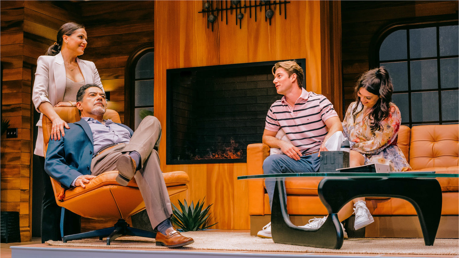 Jaymi Lee Smith Lights ‘One Of The Good Ones’ At Pasadena Playhouse With Proteus Odeon