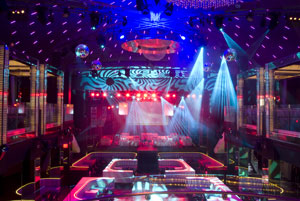 Fontainebleau’s LIV Comes Alive With Elation