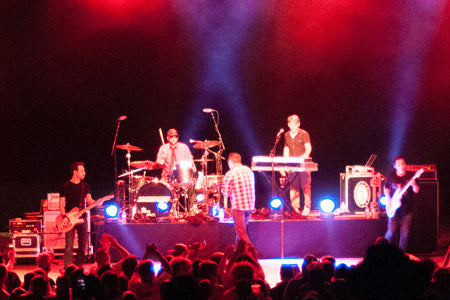 Elation’s Rayzor Q7s A Smash Hit On Smash Mouth’s Under The Sun Tour