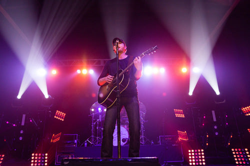 Elation Platinum FLX™ Gives Multiple Design Options on Eric Paslay Tour