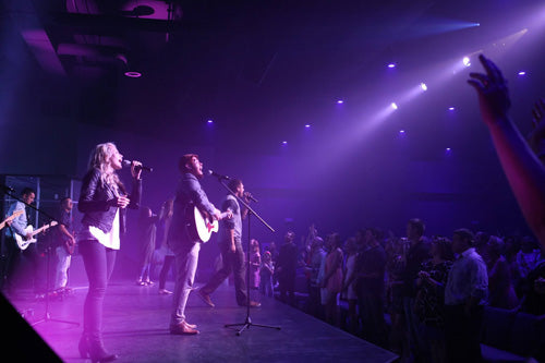 House Lighting Reaches New Heights at Coastlife Church with Elation Colour Pendants™