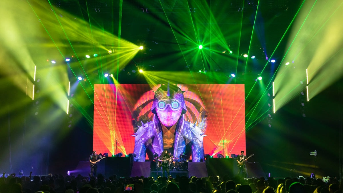 Squeek Lights And Ben Jarrett Light Coheed And Cambria Tour With PARAGON