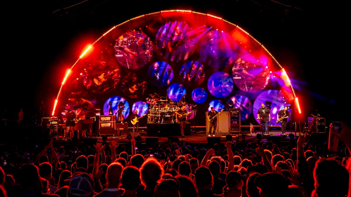 Dave Matthews Band Elevates Summer Tour With Elation Lighting