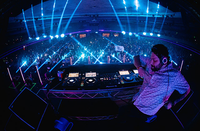 Elation Smarty Hybrid™ main mover for sold-out Deorro shows at Hollywood Palladium