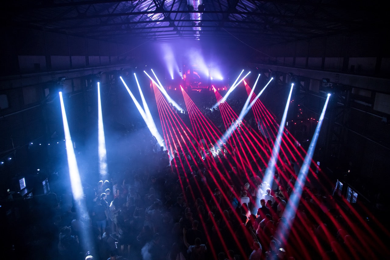 Stage Production Co. Chooses Elation Effects for Birmingham’s Crane