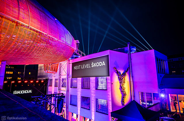 Chris Moylan stages world premiere of new Škoda Fabia with Elation Proteus™