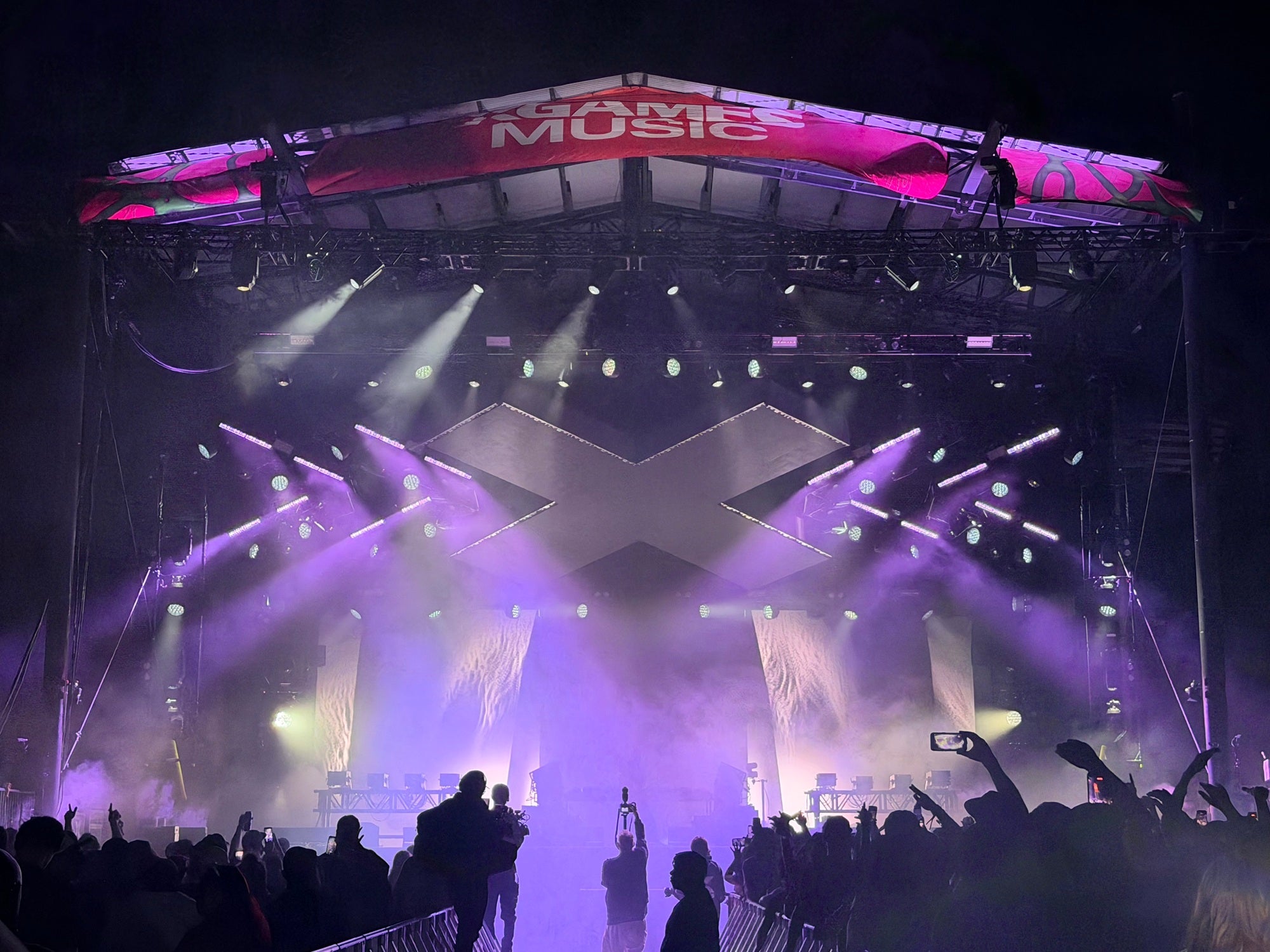 “We wanted something that would last us and be a true dual-purpose fixture.”