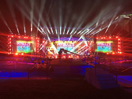 Elation Platinum FLX™ Rings in 2016 on “Pitbull’s New Year’s Revolution”