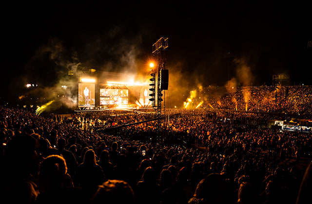 Trevor Ahlstrand turns to DCR-supplied Elation lighting for milestone Kane Brown stadium show