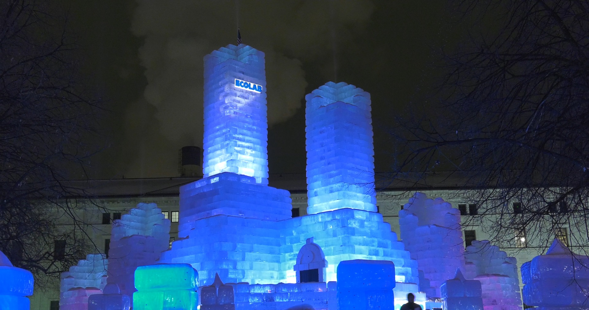 Showcore and Elation IP65 Fixtures Shine under Frigid Conditions of St. Paul Winter Carnival Gallery Image 8 