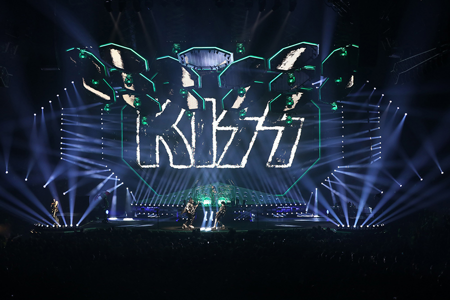 Elation DARTZ™ for KISS “End of the Road” World TourGallery Image kiss endoftheroad 2019toddkaplan 3 900 