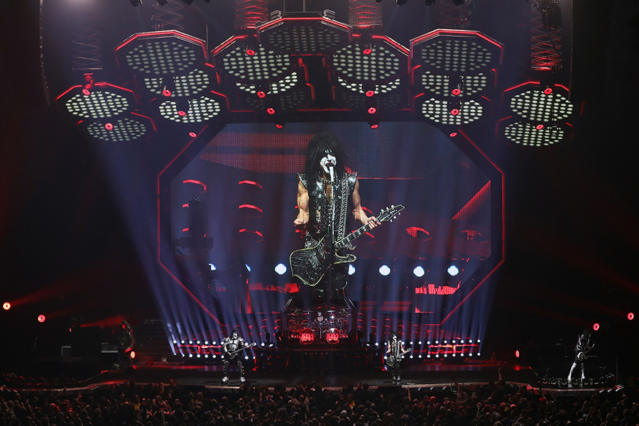 Elation DARTZ™ for KISS “End of the Road” World TourGallery Image kiss endoftheroad 2019toddkaplan 5 900 