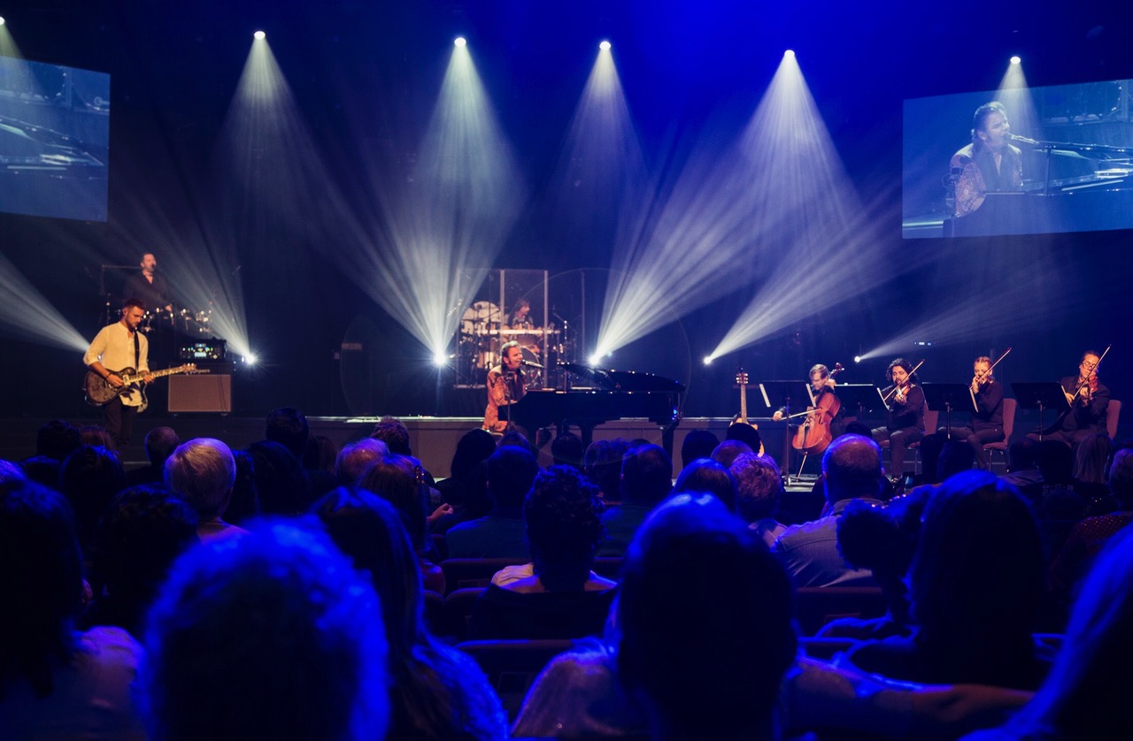 Dynamic Lighting Matches High-energy Worship at New Destiny Christian Church Gallery Image new destiny christian church 5 