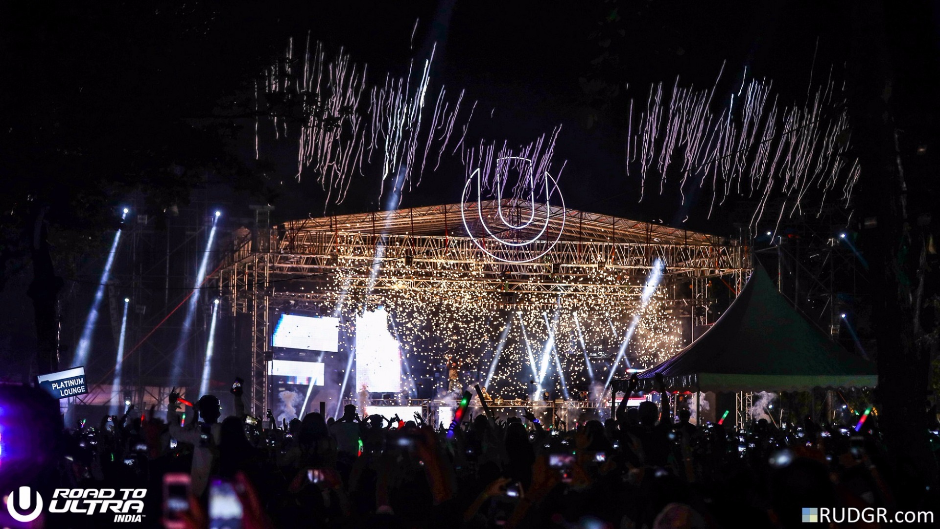 Star Dimensions Lights Historic Road to Ultra Show in Mumbai with Elation LightingGallery Image road to ultra mumbai 2 