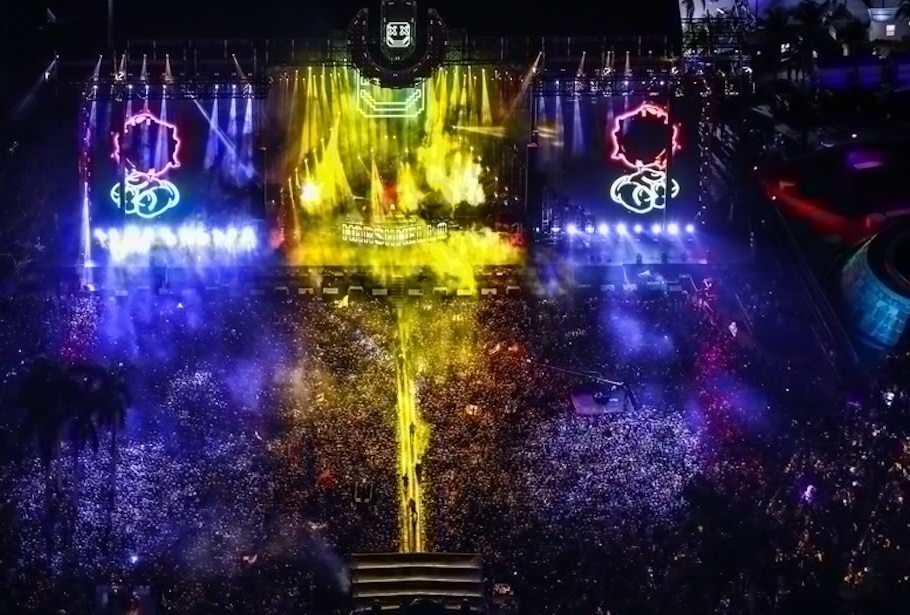 Ultra Music Festival Celebrates 20 Years with Elation Proteus™Gallery Image ultra 2018 proteus beam 2 